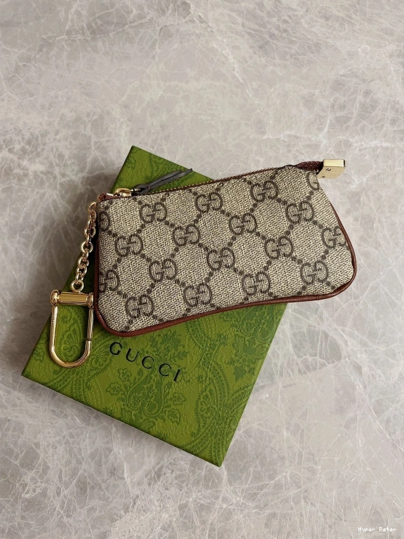 Hyper Peter GG matelassé Marmont case Gucci key 0811
